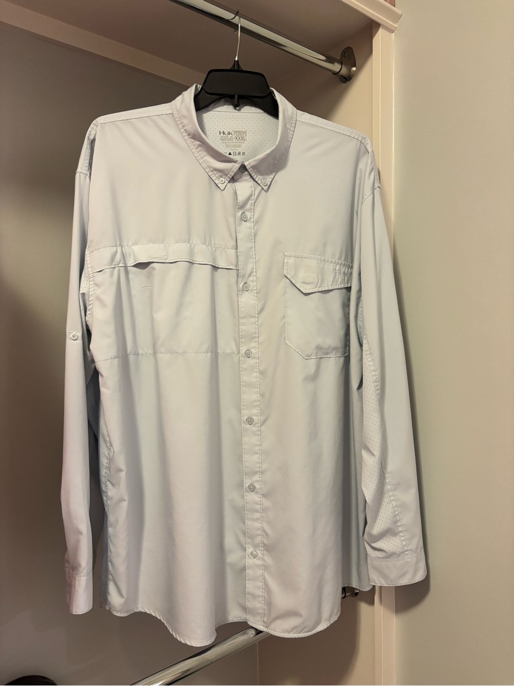 Huk Men's Light Grey Button-Down Performance Shirt - Picture 2 of 5